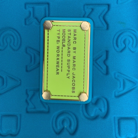 Marc Jacobs tablet sleeve - Picture 2 of 3